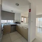 Lighthouse Bay Апартаменты *