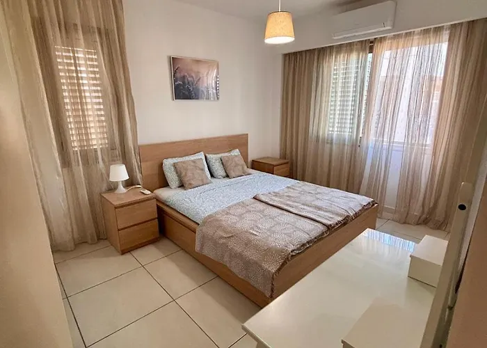 Lighthouse Bay Πάφος